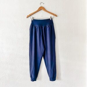 Neiwai Active Navy Blue Ballet Slit Open Leg Jogger, sz XS/0